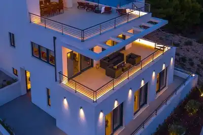 Image de Maison de vacances pour 8 personnes env. 150 qmà Lokva Rogoznica, Dalmatie (Centre de la Dalmatie)