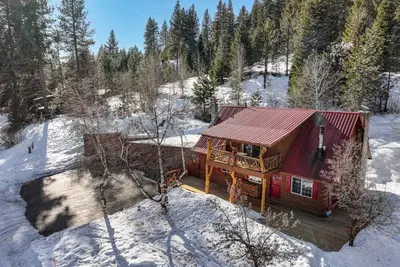 Image de Scotts Landing - Amazing views, quiet location with large driveway & deck