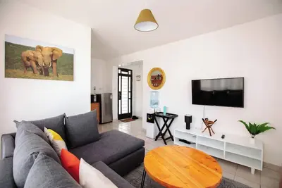 Image de Nairobi Oasis: Chic 1br Retreat