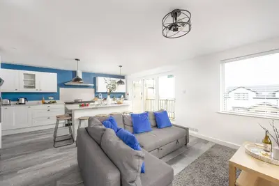 Image de Seascape -  an apartment that sleeps 8 guests  in 4 bedrooms