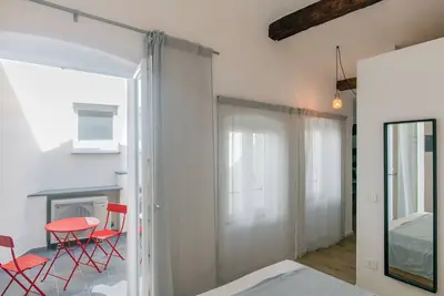 Image de Vernazza - Tiddi, sunny and spacious suite-loft with terrace