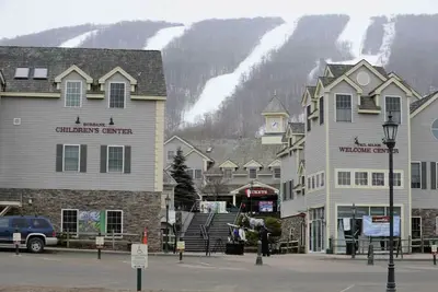 Image de Jiminy Peak - 2/6-8 & 2/13-16 2026- Slope Side! Ski In/Ski Out, 2br Delux Unit