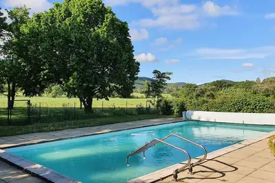 Image de La Magnanerie : Cadre provençal avec piscine