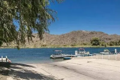 Image de Sagebrush Lane, River Access