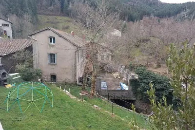 Image de Gouffre d'enfer - bas de villa dans le Pilat