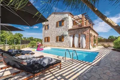 Image de Istrian Oasis in Čabrunići  - Haus für 8 Personen