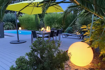 Image de Superbe Maison à 100m de la mer avec piscine chauffée