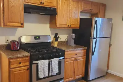 Image de 26 Columbia - 3 bdrm apt in City Center Oneonta, walkable to Main St