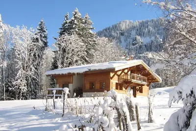 Image de Chalet à Megève, classé 4 étoiles pour 9 personnes.