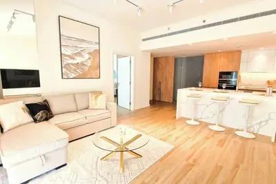 Image de Greens Gem | Stylish New 1br | Garden View | 110