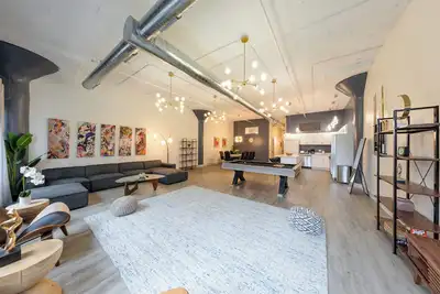 Image de McCormick 5b/3Ba Luxury Suite for groups for up to 12 guests w/ optional parking