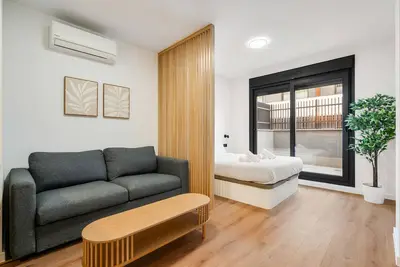 Image de apartamento reformado con garaje y piscina de alquiler temporal