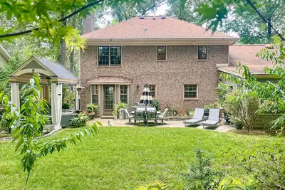 Image de Beautiful home with WiFi, W/D, fireplace, close to Assembly & Third Rail Studios