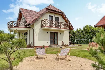 Image de Belle maison de 4 chambres Ă Pierkunowo