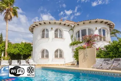 Image de At060 Villa Ortenbach - Villa avec piscine privée et vue sur la mer