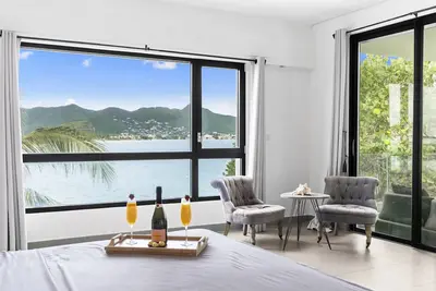 Image de Beacon Hill Hideaway: Luxury Condo in Simpson Bay
