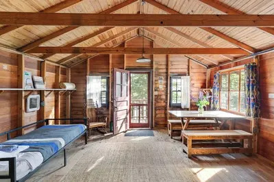 Image de Lakeside Cabin Stay