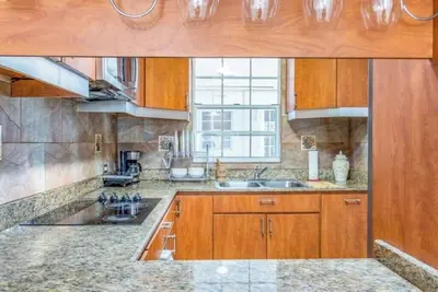 \"Vacation Home with Pool, Bbq-Prime Location