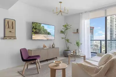 Image de 3301 New Apt in front of Kaseya Center w Pool