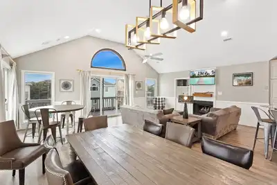 Image de Family Tides  Beach, Pets, Hot Tub & Game Room