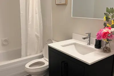 Image de Comfy stay near 401, UofT Scarborough and Centennial