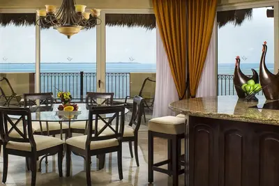 Serene & Spacious – Oceanfront 2br Retreat with Resort Perks