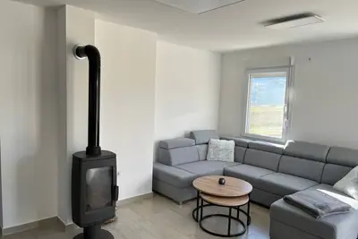 Image de Vacation home for 5 guests with 94m² in Niksic (270410)