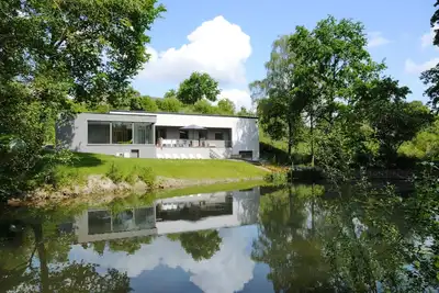 Image de Maison de vacances moderne avecpiscine SommeLeuze
