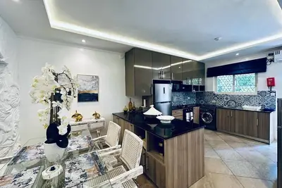Image de 2-bedroom apartment with Ac, WiFi in serene Diani Beach