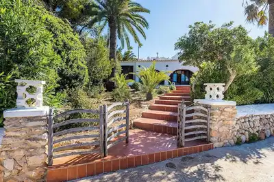 Image de Spacious charming villa facing Son Bou beach, panoramic views and great walks