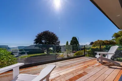 Image de Spectacular Views - Walk to Lake