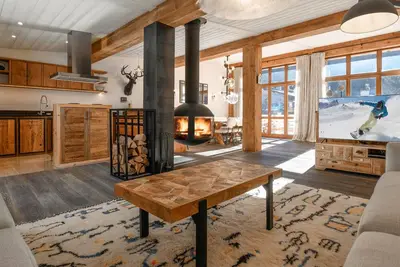 Image de Chalet Courchevel, 7 pièces, 12 personnes