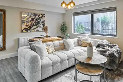 Image de Host & Stay | Chic Townhouse by the Docks