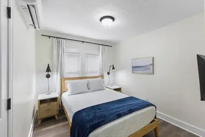 Image de Chic Coastal Retreat – Extended Stay Haven in Midtown