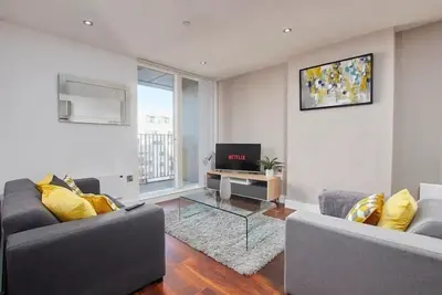 Image de Lovely Central Abode - Amazing Views - Parking