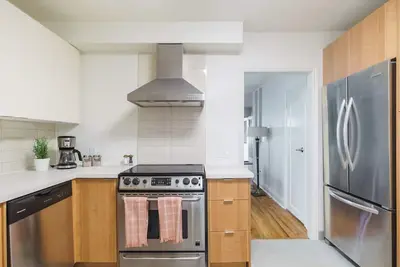 Image de Oasis 3-bedroom house in the Beaches with Ac and WiFi in Toronto
