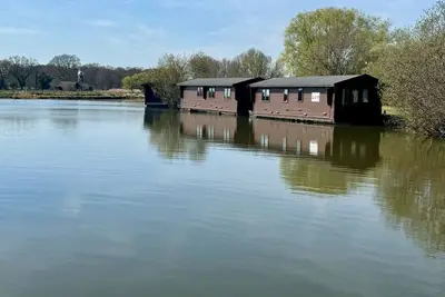 Image de Wroxham Broads Lodge Houseboat