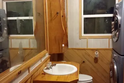 Image de Charming 3-bedroom house in McCormick on the lake, has it's own private dock