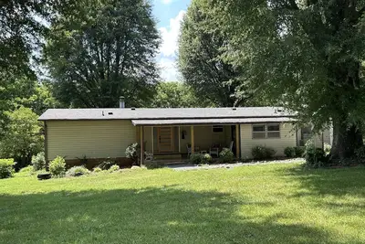 Image de Retro Cottage Farmstay\nMid-term Comfort for Family Relocations/Professionals