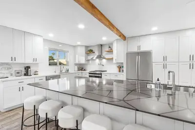Image de Spacious 4-bedroom house sunny Phoenix