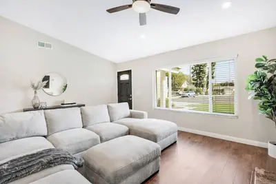 Image de Tranquil 3-bedroom house with WiFi near Rolling Hills Estates