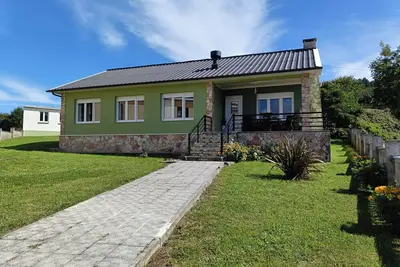 Image de Casa do Olmo Villa with farm in an urban environment. Close to beaches.