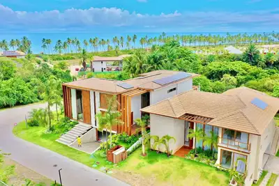 Image de Mansion with 9 Suites Near Praia do Forte Beach Praia Bella Condominium