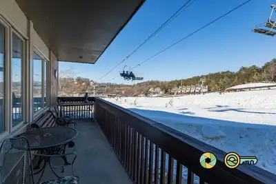 Image de Hearthstone Hideout | On the slopes!