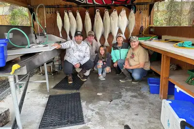 Image de Alaska Red Fish Lodge Furnished Cabin #12