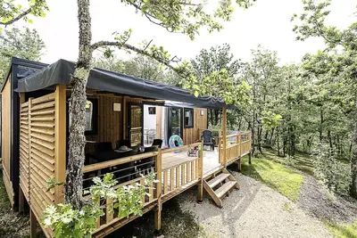 Image de Mobil-home Premium Lacave - 2 ch - Tv - clim - Lv - 2 Sdb 6 personnes