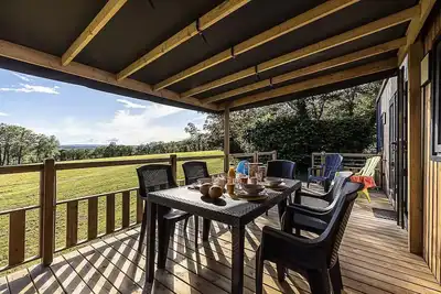 Image de Mobil-home Premium Lacave - 3 ch - Tv - clim - Lv - 2 Sdb 8 personnes