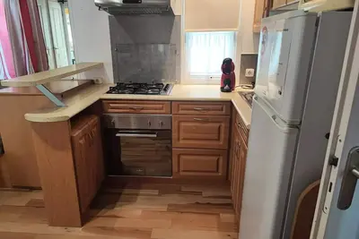 Image de Mobil-home 2 chambres, tv, clim, terrasse couverte 4 personnes