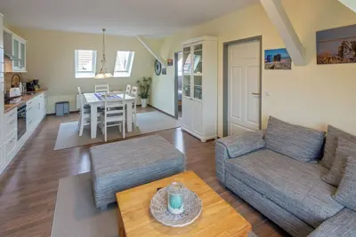 Image de Relax and experience nature: your Deichbrise vacation apartment in Dornumersiel!