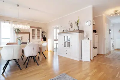 Image de Beach apartment with 3 balconies and sea view in Laboe
